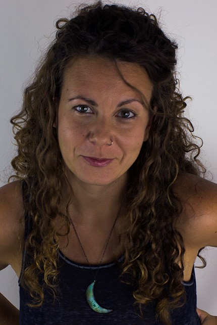 headshot of visarts teacher Ashley Tamber