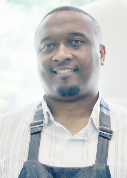 headshot of visarts teacher Jay Sharpe