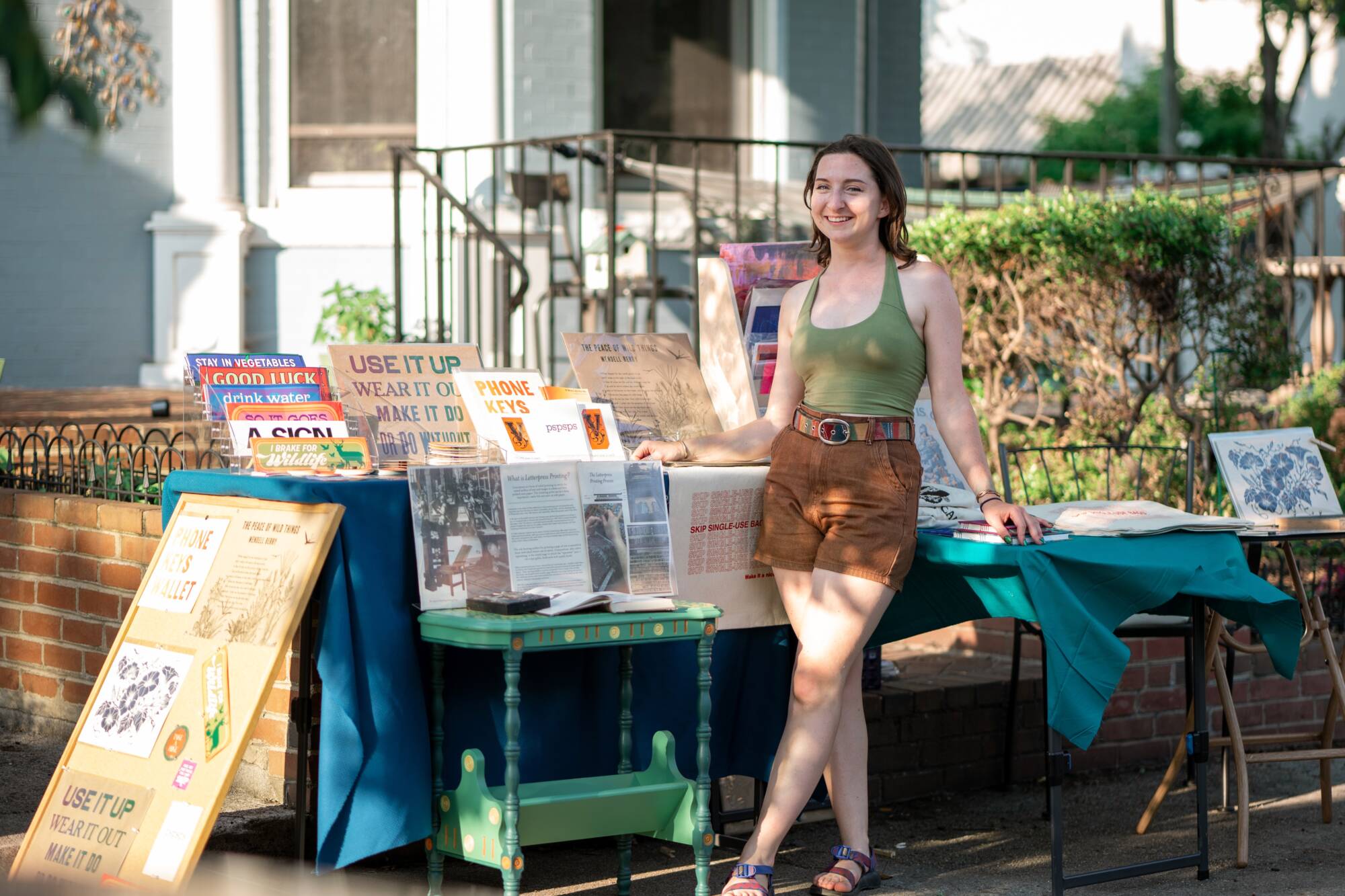 headshot of visarts teacher Rachel Azzinaro
